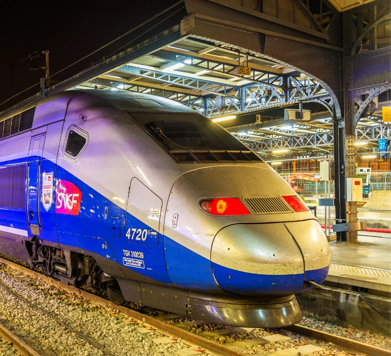 Taxi Gare TGV à Ormesson-sur-Marne : Votre Solution Fiable et Rapide pour les Transferts depuis/vers les Gares TGV